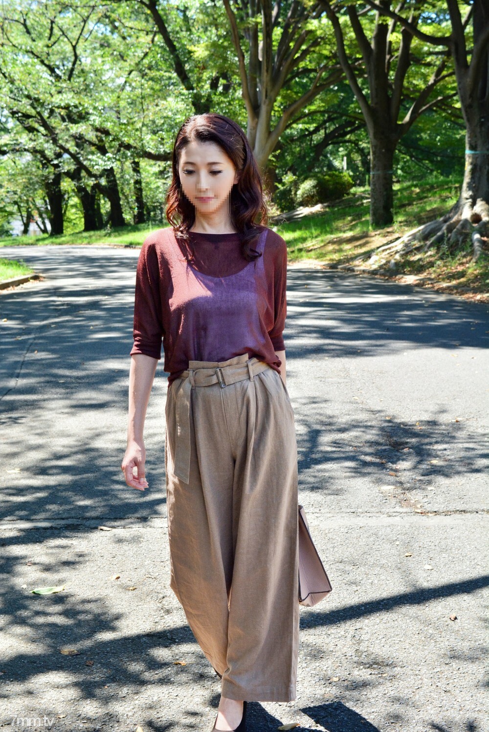 FC2-PPV-1614839 สาวอวบใหญ่ตูดเด้งกระแทก