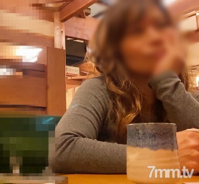 FC2-PPV-1633768 สาวตูดใหญ่โดนตีตูดเย็ดโหด