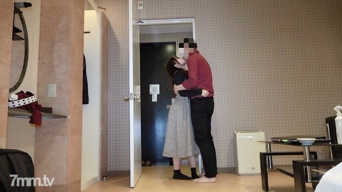 FC2-PPV-1635445 สาวอวบโชว์รูดหีเดือด