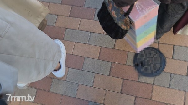 FC2-PPV-1652349 สาวขาวนมเด้งโดนซอยยับ