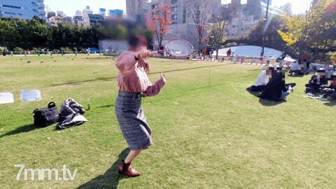 FC2-PPV-1696305 หีเนียนสาวน้อยร้องคราง