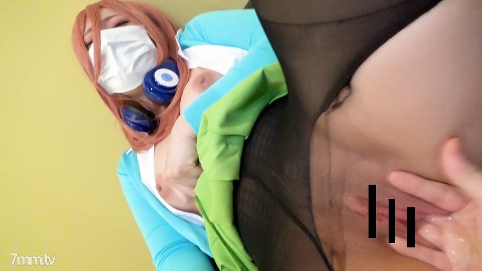 [FC2-PPV-1702772] สาวนมใหญ่เลียหี