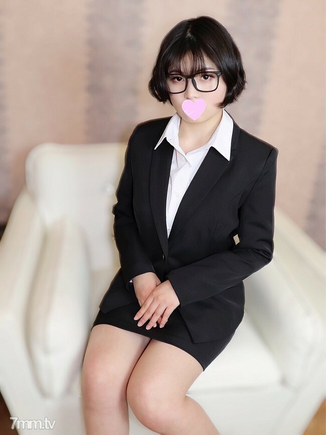 FC2-PPV-1704935 นักศึกษาสาวโดนรุมเย็ด