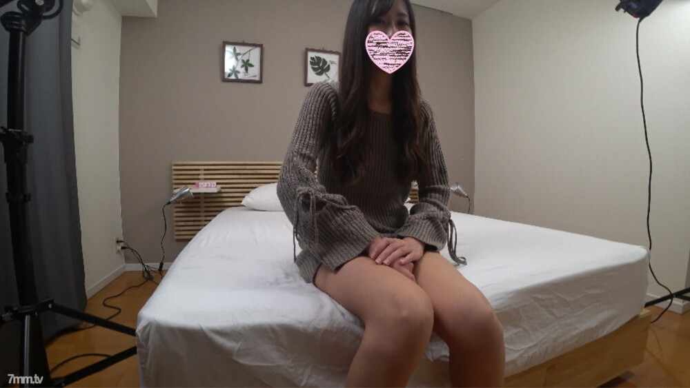 FC2-PPV-1731965 OLสาวหีตอด