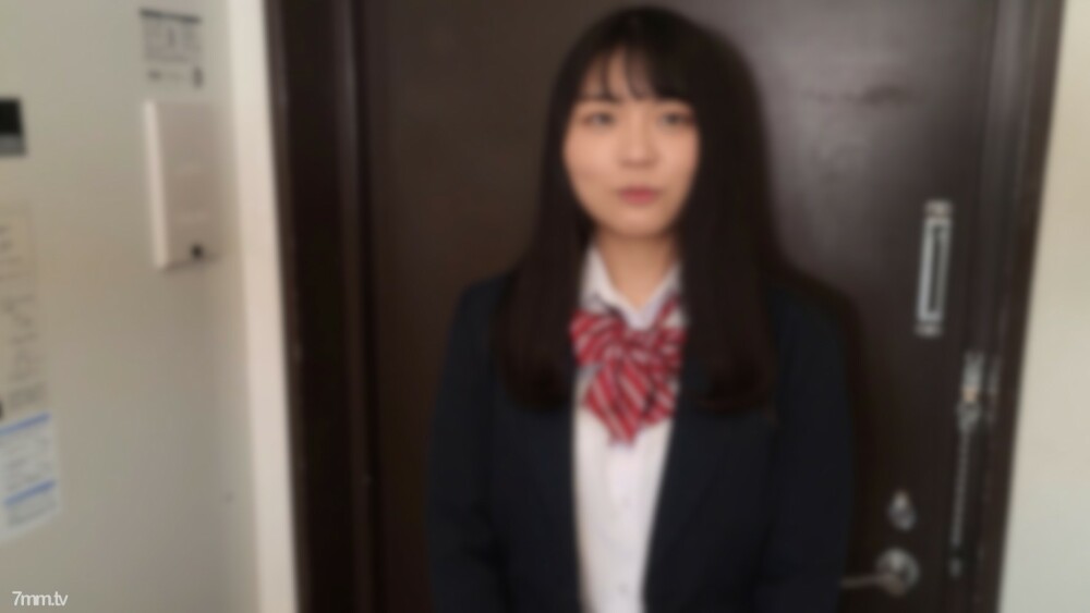 FC2-PPV-1734645 สาวน้อยน่ารักโดนเย็ดแตกคา