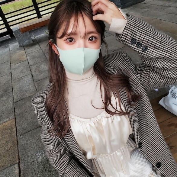 FC2-PPV-1743979 สาวออฟฟิศเงี่ยนรอเย็ด