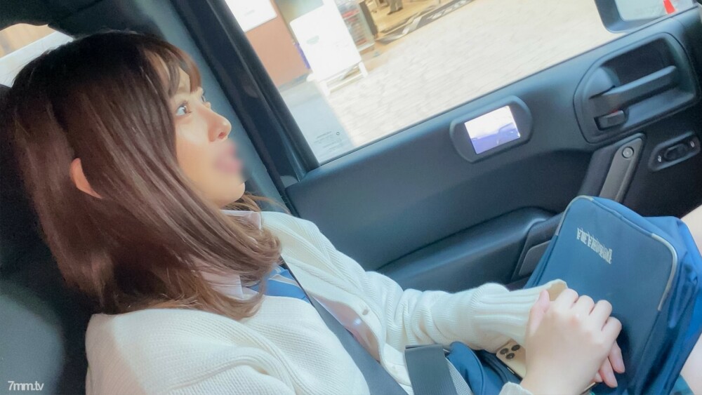 FC2-PPV-1756686 สาวน่าหลงใหลเย็ดมันส์สุดๆ