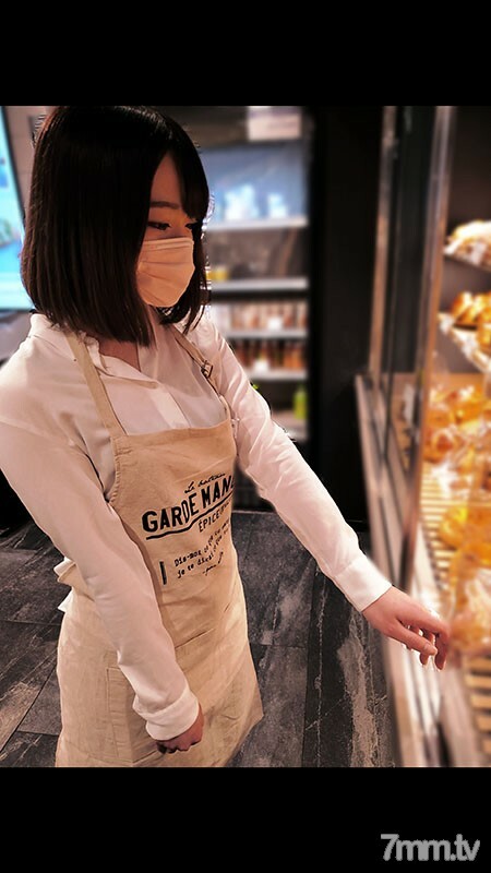 FC2-PPV-1770213 สาวผอมหีฟิตเย็ดแรงๆ