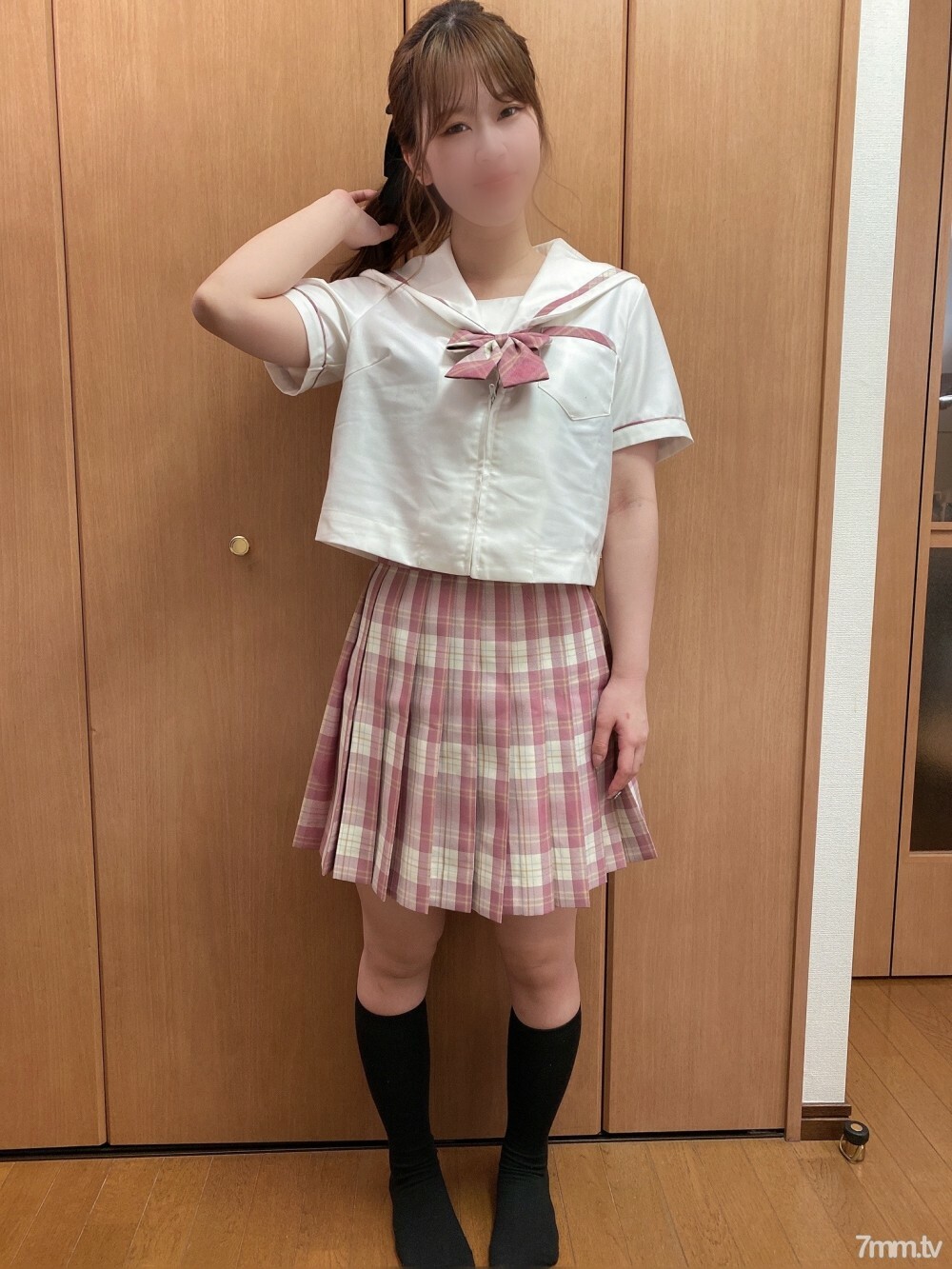 FC2-PPV-1784366 สาวอวบช่วยตัวเองน้ำแตก