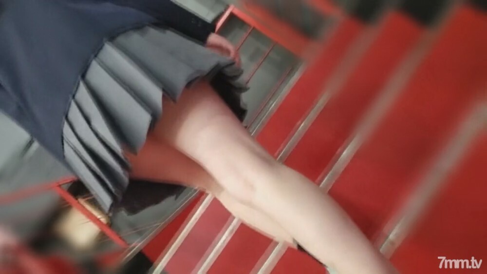 FC2-PPV-1818636 สาวขาวนมใหญ่ครางลั่น