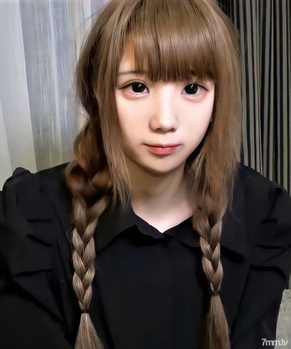 FC2-PPV-1835894 สาวอวบตูดโตโดนเย็ดสด