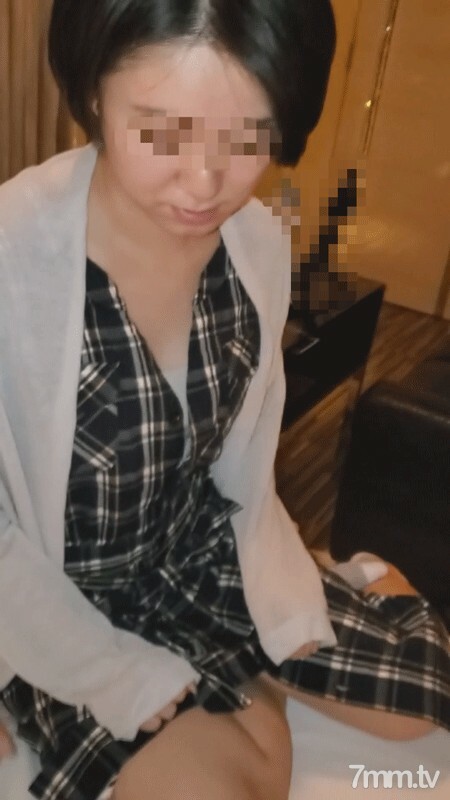 FC2-PPV-1857704 หีแน่นเย็ดไม่ยั้ง