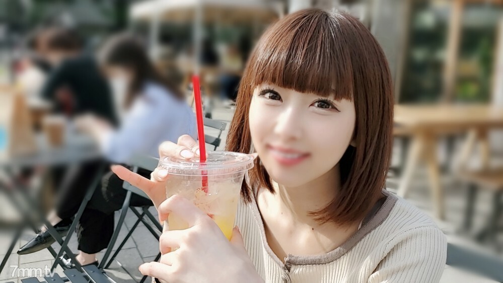 FC2-PPV-1861016 หีฟิตสาวอวบโดนเย็ดสด