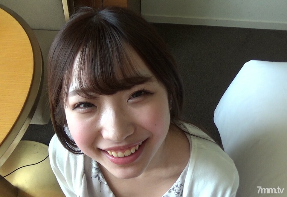 FC2-PPV-1886126 สาวรุ่นพี่เย็ดน้องใหม่