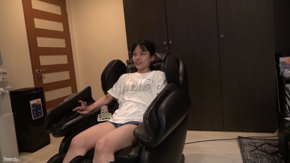 FC2-PPV-1917707 หุ่นเซ็กซี่โดนเย็ดท่าหมา