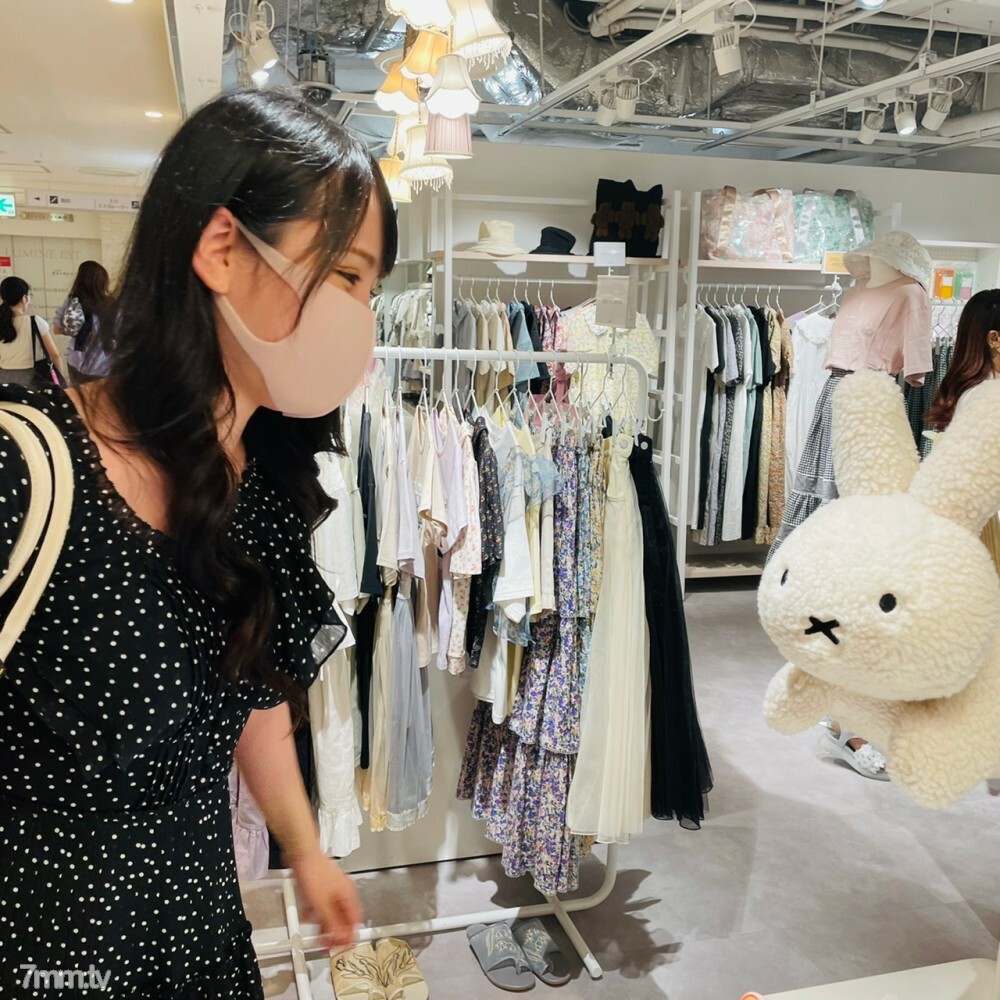 FC2-PPV-1917845 สาวอวบเย็ดมันส์