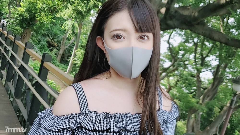 FC2-PPV-1924199 หีโหนกโดนยัดควย