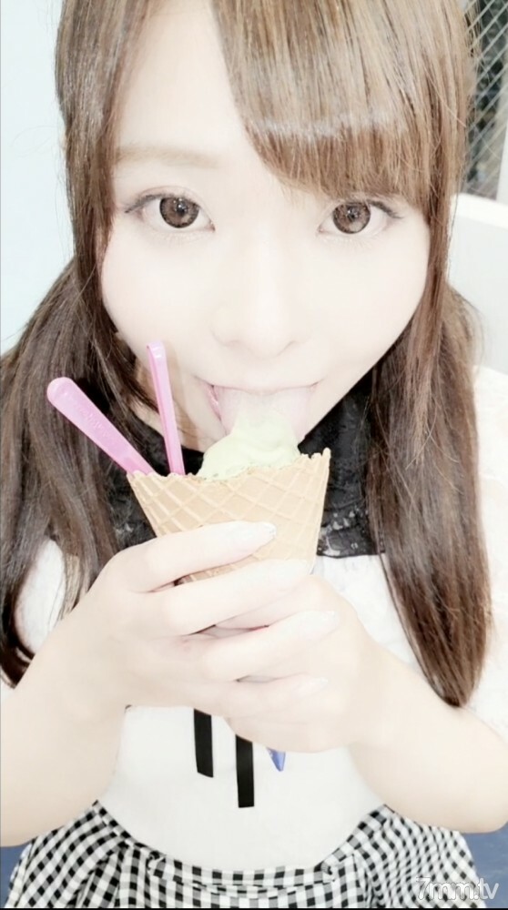 FC2-PPV-1931230 สาวเล็กหีเนียนโดนเย็ดร้องเสียว