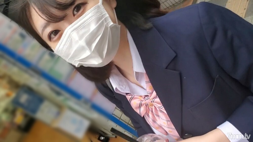 FC2-PPV-1943720 สาวน่ารักโดนเย็ดมันส์