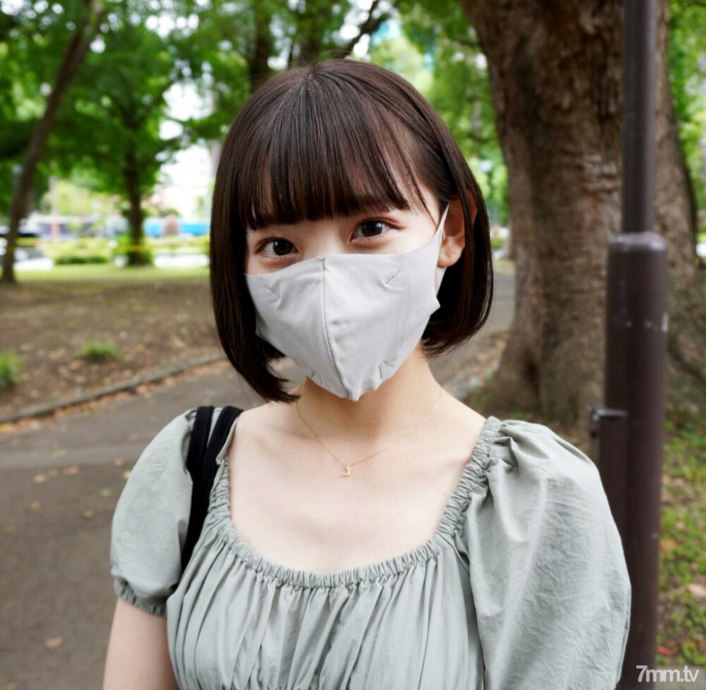 FC2-PPV-1952605 สาวอวบตูดใหญ่เย็ดท่าหมา