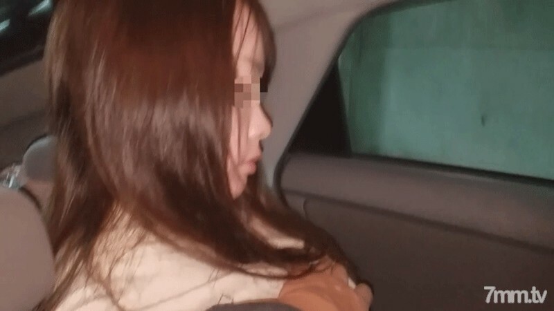 FC2-PPV-1954757 สาวอวบตูดใหญ่เด้งเย็ดมัน