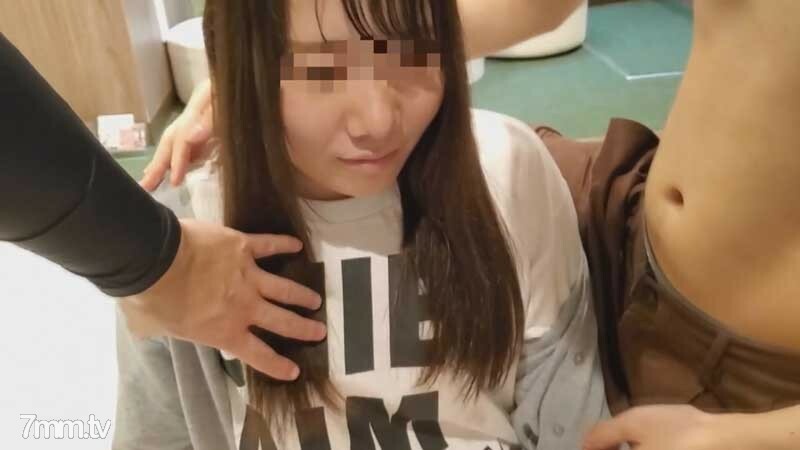 FC2-PPV-2009117 สาวน้อยตูดใหญ่เด้งดึ๋ง