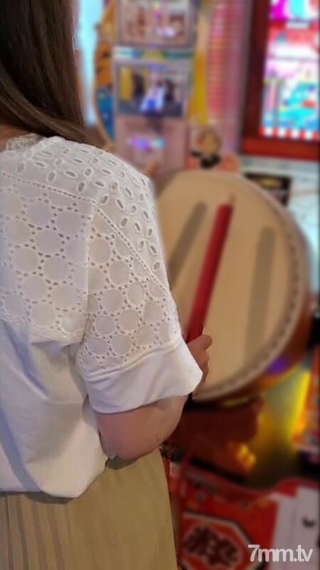 FC2-PPV-2035621 หุ่นดีเด้งเย็ดมันส์