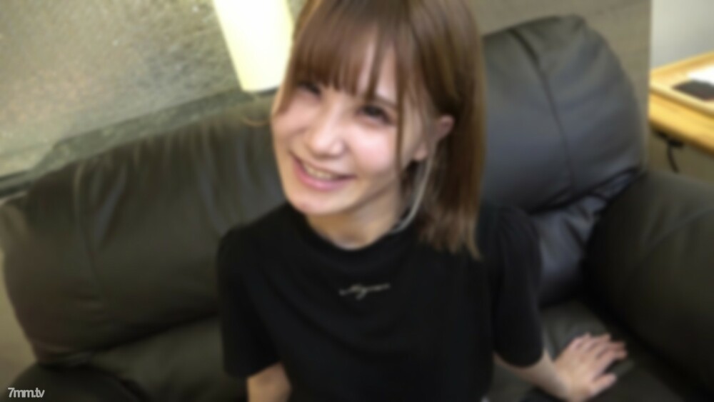 FC2-PPV-2179701 สาวขาวตัวเล็กขย่มรัวๆ