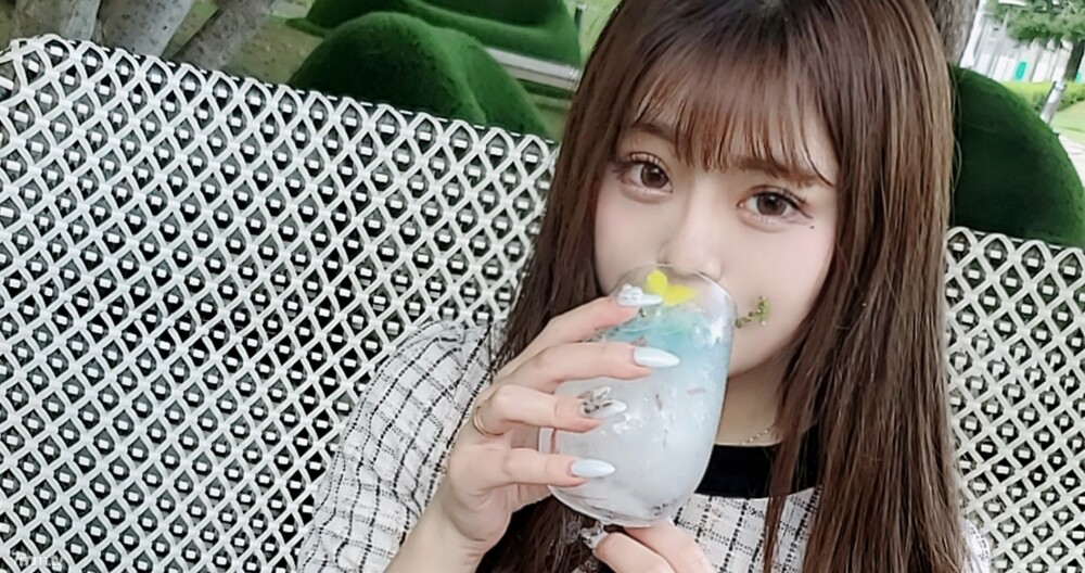 FC2-PPV-2211502 หีเนียนโดนเย็ดร้องครวญ