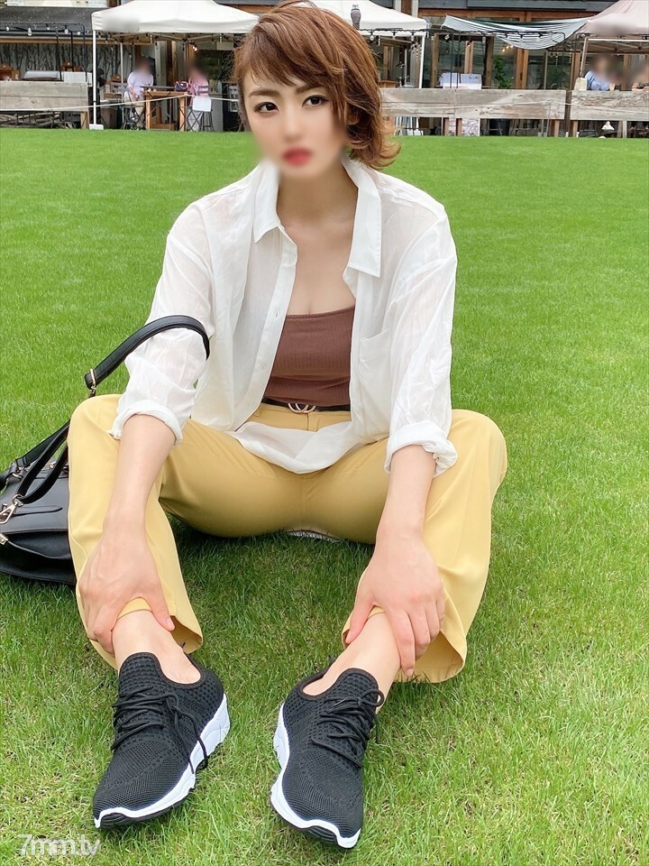 FC2-PPV-2368006 สาวเล็กหีฟิตเย็ดสด