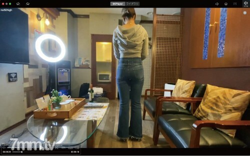 FC2-PPV-2398269 สาวขาวตัวเล็กน่ารัก