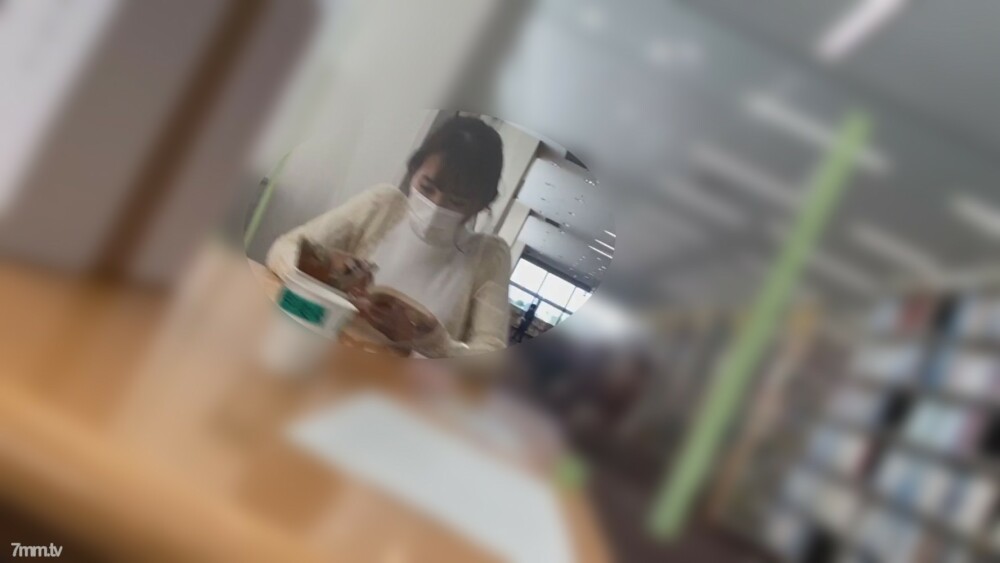 FC2-PPV-2426802 แม่บ้านเงี่ยนเย็ดหนุ่ม