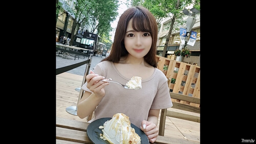 FC2-PPV-2434917 สาวผมยาวนมเด้งเย็ดรุน