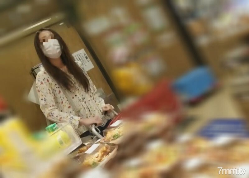 FC2-PPV-2477398 สาวผมยาวร่านชอบแตกคาปาก