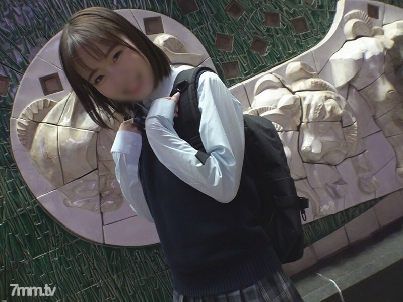 FC2-PPV-2481390 สาวโลลิต้าตัวเล็ก เย็ดกระจาย