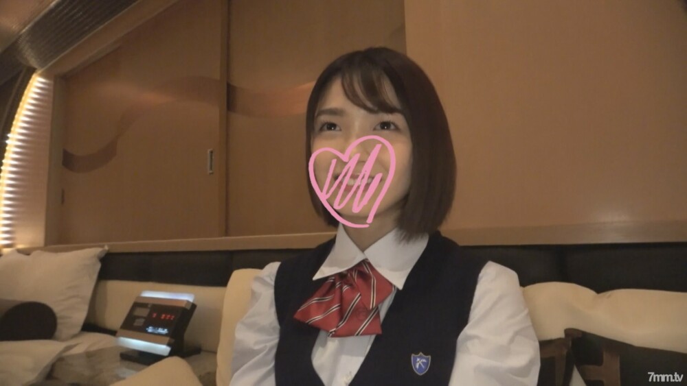 FC2-PPV-2522498 นักศึกษาสาวตูดกลมโดนรุม