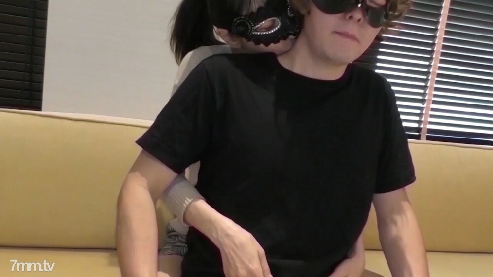 FC2-PPV-2533055 สาวสวยหีเนียนโดนเย็ดหนัก