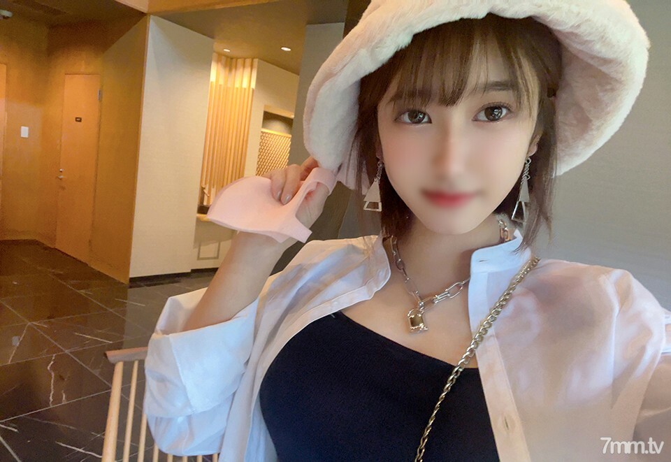 FC2-PPV-2638926 สาวขาวนมยูริเย็ดมันส์