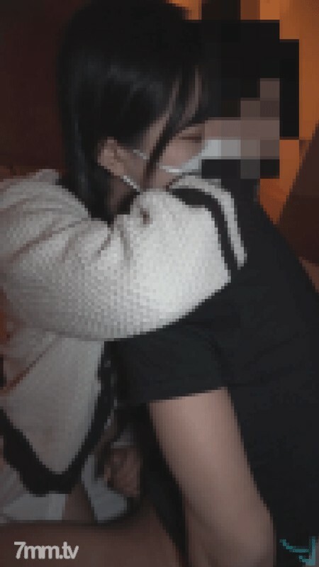 FC2-PPV-2641612 สาวน้อยหีแน่นเย็ดสด