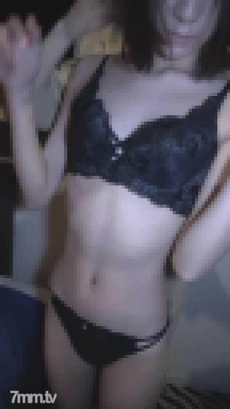 FC2-PPV-2654169 สาวตัวเล็กตูดกลมเย็ดสด