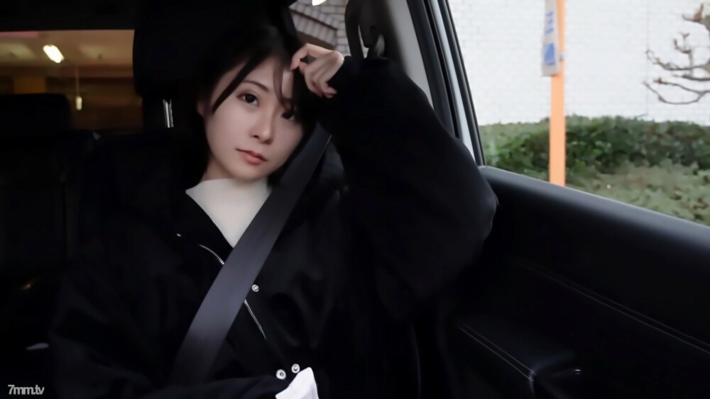 FC2-PPV-2690487 สาวตัวเล็กนมเด้งเย็ดสด