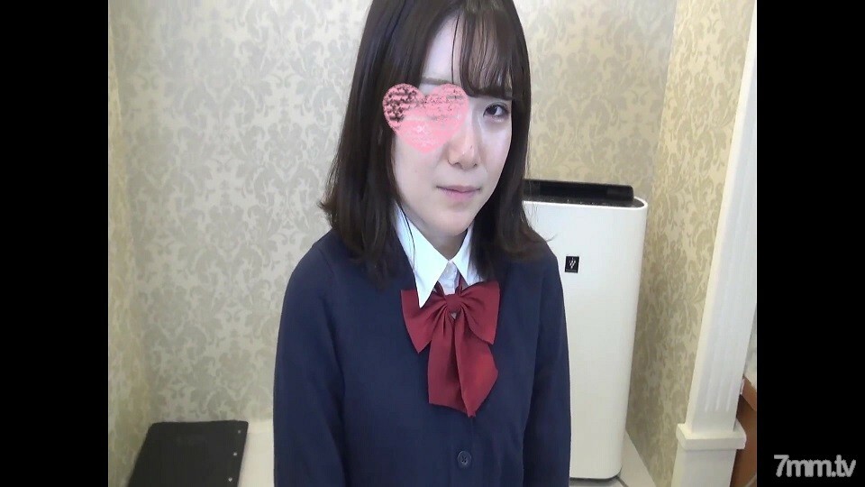 FC2-PPV-2776112 สาวผมดำช่วยตัวเองดิลโด้ใหญ่