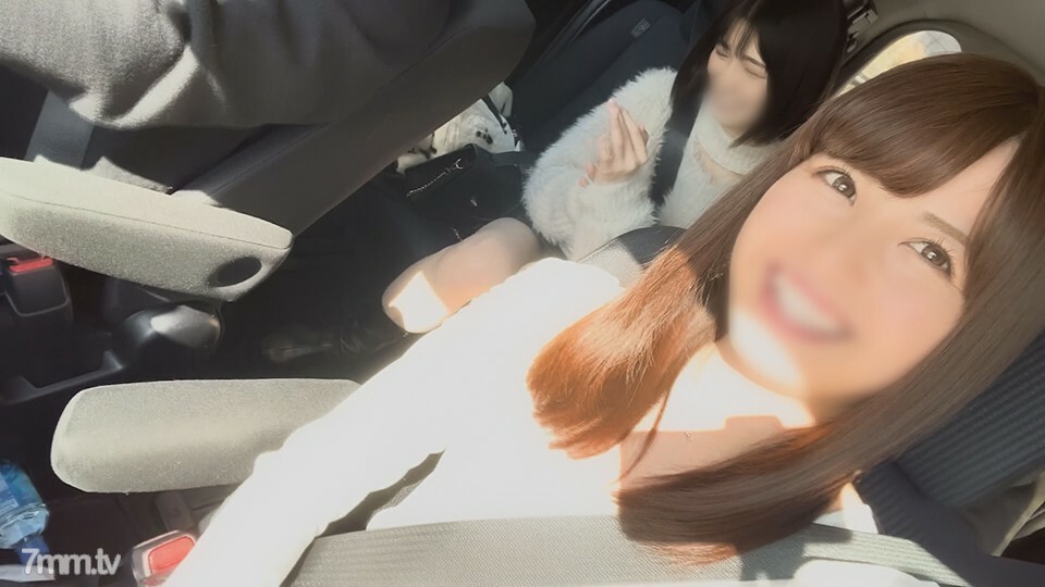 FC2-PPV-2795743 สาวน้อยหน้าใสโดนแตกใน