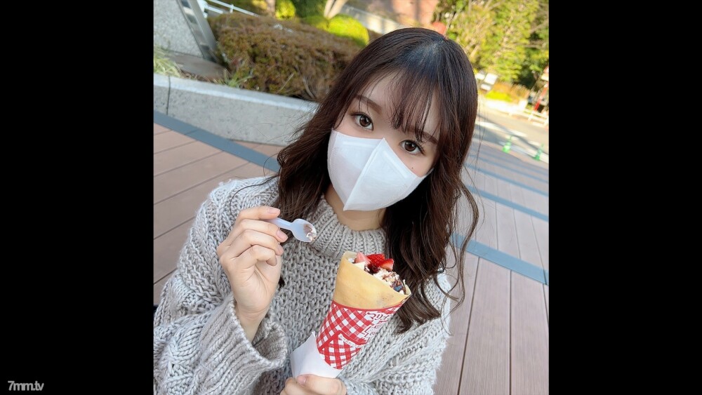 FC2-PPV-2839493 สาวโลลิตัวเล็กเย็ดลึก