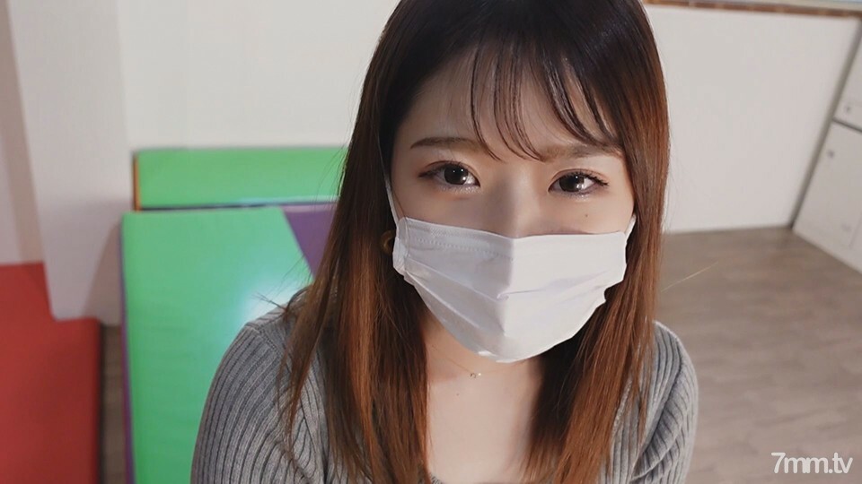 FC2-PPV-2931282 สาวเล็กหีตอดควย