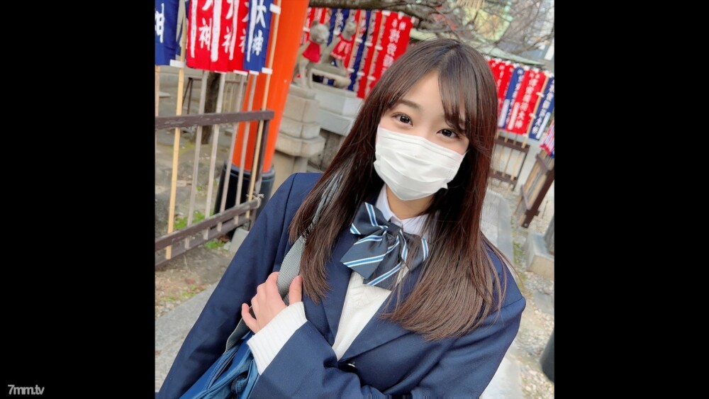 FC2-PPV-2947585 สาวนมยักษ์โดนรุมชักว่าว