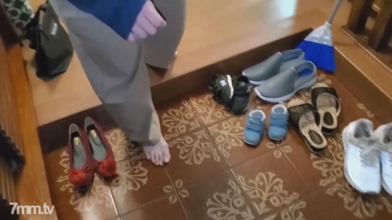 FC2-PPV-2956150 หุ่นเซ็กซี่เย็ดสะใจ