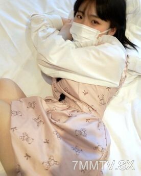 FC2-PPV-2966184 สาวนมเด้งรูแน่นโดนเย็ดสด