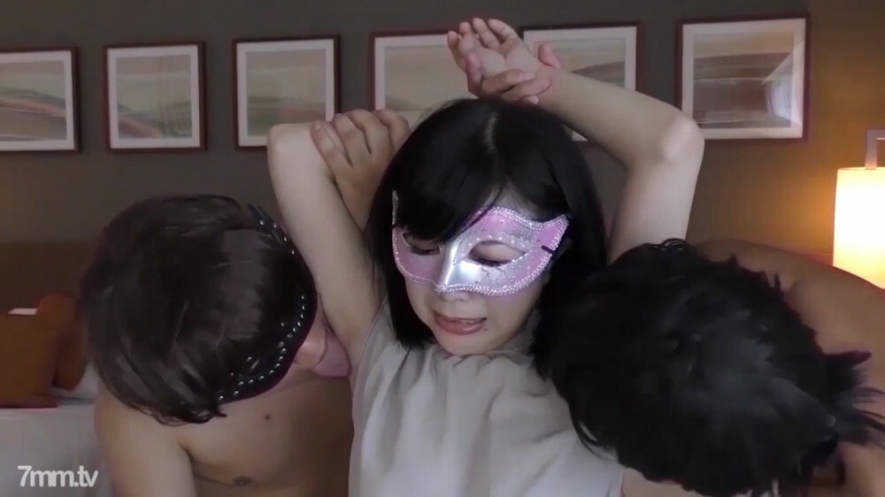 FC2-PPV-2974598 นักศึกษาสาวหีฟิตโดนเย็ดสด