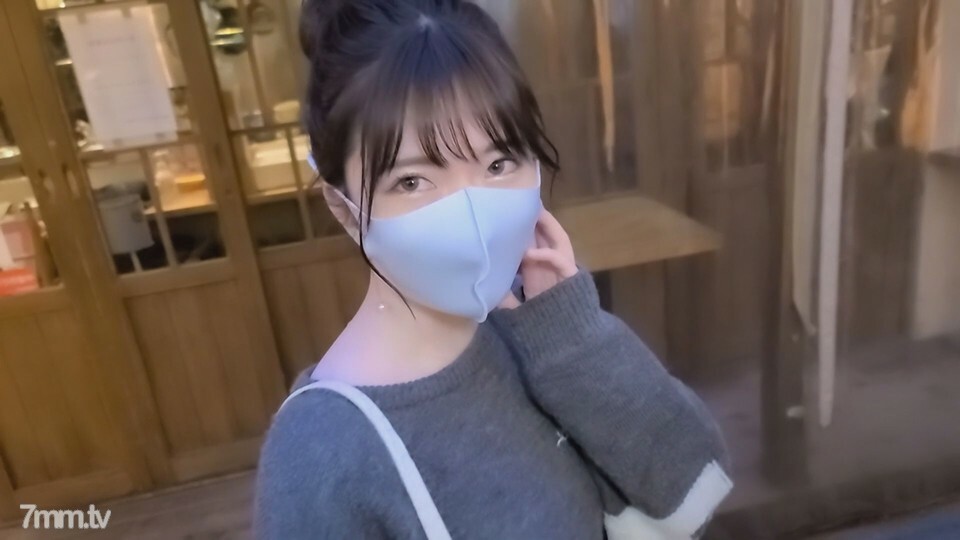 FC2-PPV-2977182 สาวน้อยหุ่นบางโดน creampie